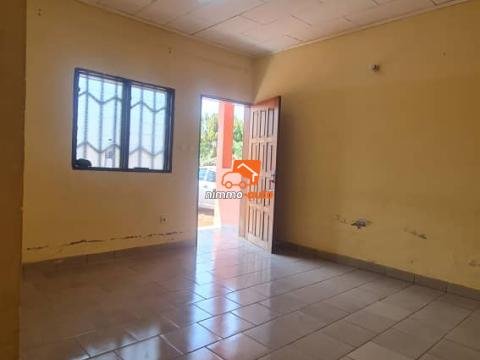 Incroyable studio moderne à Biyemassi Lac