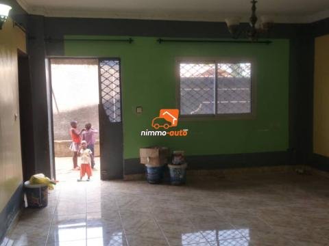 Appartement moderne staffé à louer à Simbock Nomayos