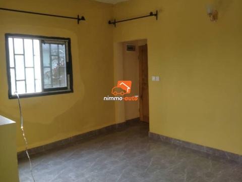 Plusieurs studios nouvellement construits à louer à Nsam