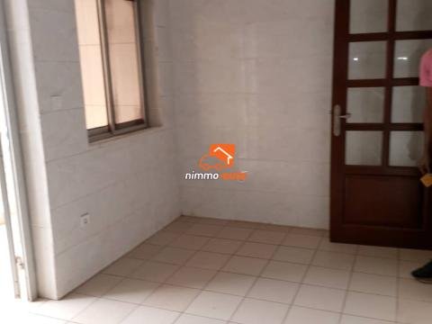 Luxueux appartement à louer au Golf Bastos