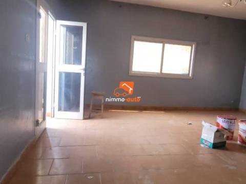 Un appartement individuel à louer à Chapelle Nsimeyong