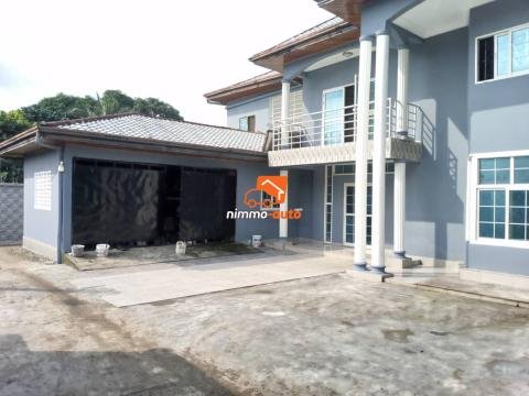 Somptueux duplex à vendre à Bonaberi