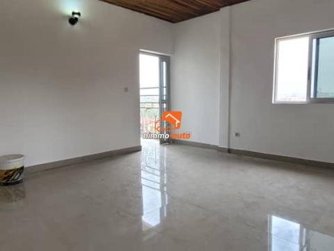 Studio très chic nouvellement construit à louer à Ahala