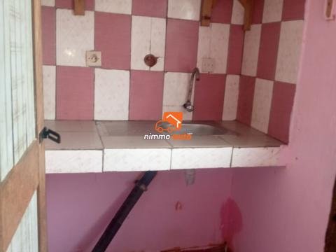 Studio moderne à louer à Ndogbong