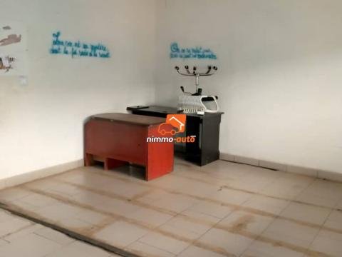 Appartement moderne à louer en bureau ou habitation à TKC