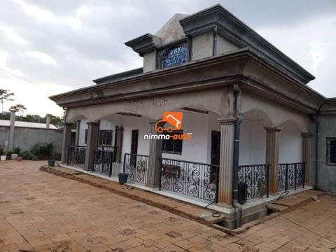 Duplex à vendre à Odza sur un terrain titré de 500m²