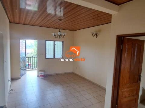 Appartement moderne bien spacieux à louer à Odza borne 10