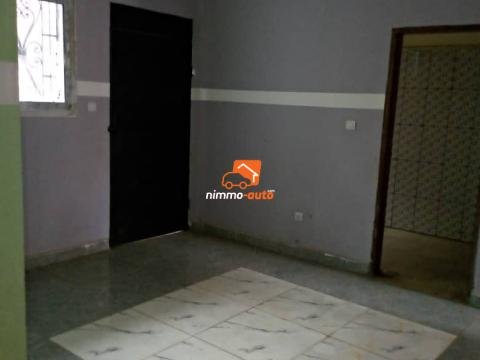 Plusieurs appartements modernes nouvellment construits à Olembé