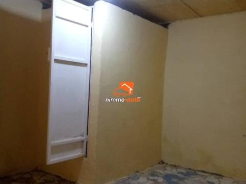 Chambre 2pièces à louer à Ndogbong