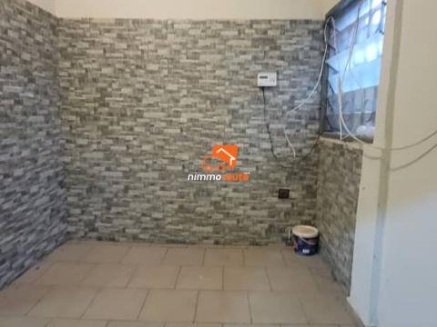 Studio moderne situé à Nsimeyong chapelle