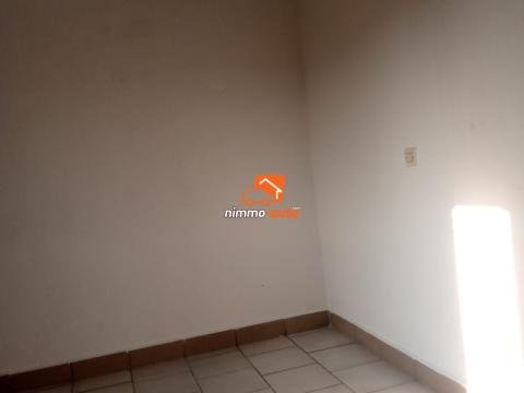 Chambre moderne 2pièces à louer à Ndogbong