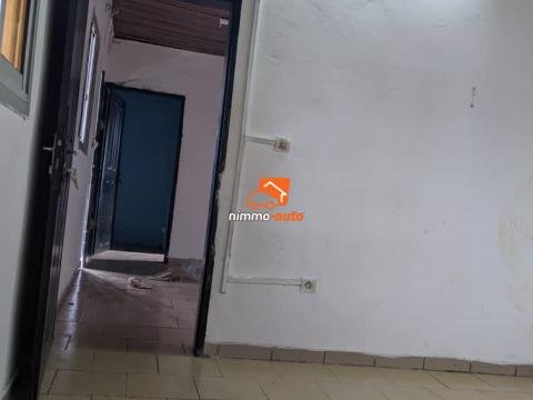 Studio moderne à louer à Kotto