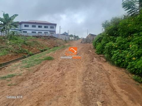 Terrain de 5000m² à vendre à Mbankolo