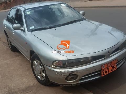 Mitsubishi Galant Climatisée Année 2000 à vendre à Yaoundé