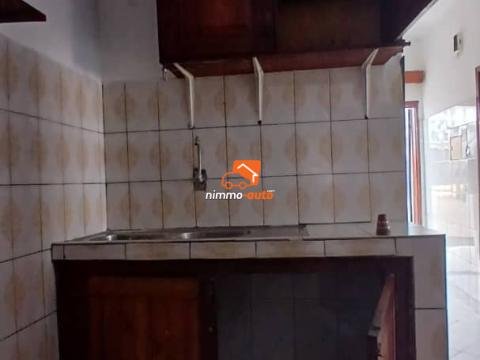 Très beau et grand studio à louer à nsimeyong