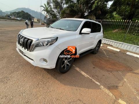 Toyota Landcruiser de luxe à louer à Yaoundé et au delà avec chauffeur
