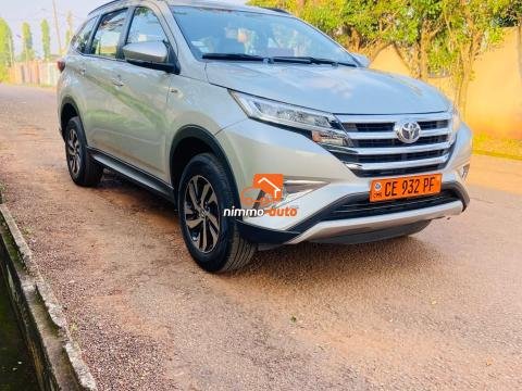 MAGNIFIQUE VEHICULE A LOUER DANS LA VILLE DE YAOUNDE ET HORS VILLE