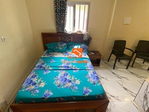 JOLIE CHAMBRE MEUBLEE A MVAN