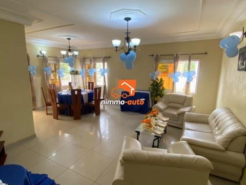 TRES BEL APPARTEMENT MEUBLE A LOUER A SIMBOCK