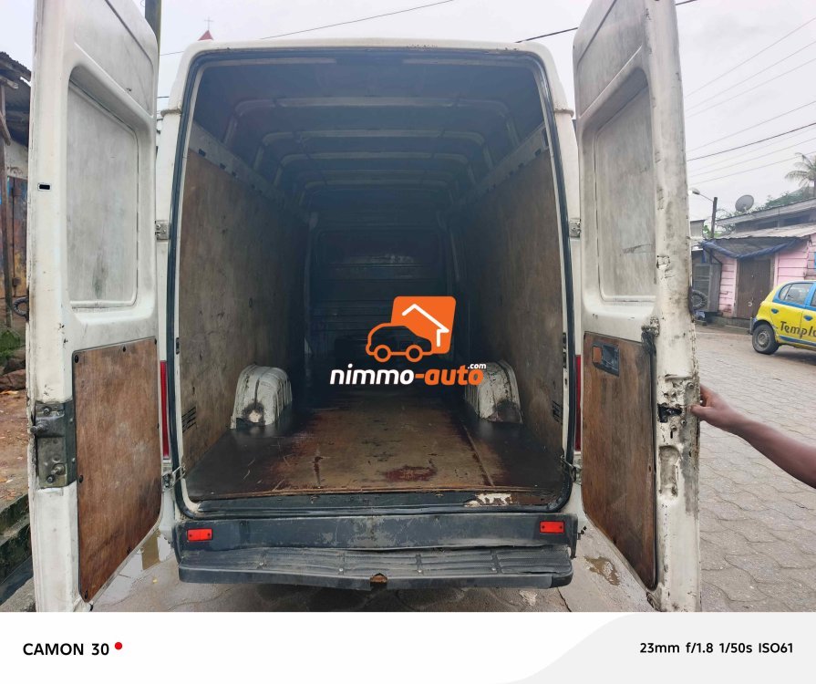 FOURGON MERCEDES SPRINTER 312D-VERSION 2006-OCCASION DU CAMEROUN