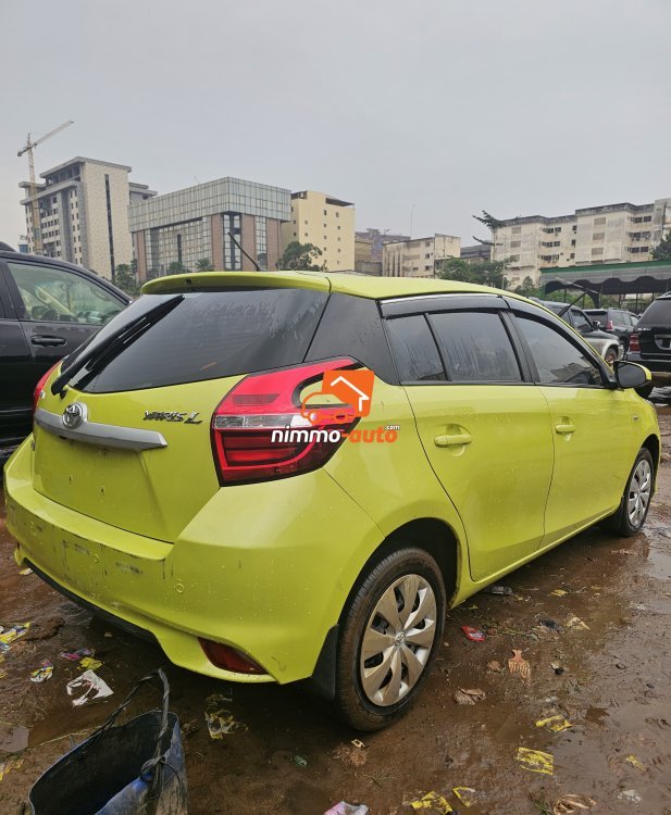 Vente toyota yaris 2018