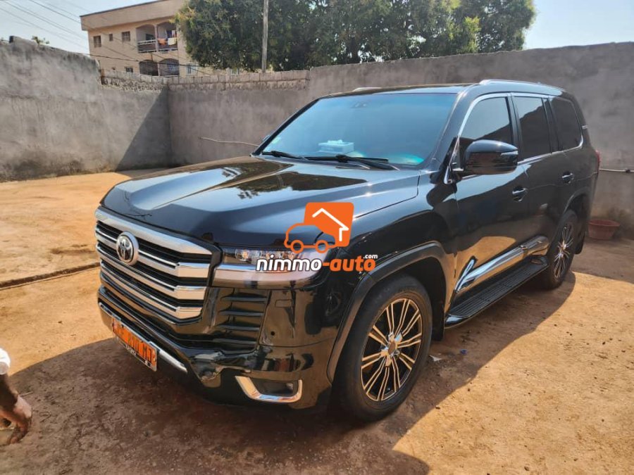 toyota land cruiser 2024 a louer