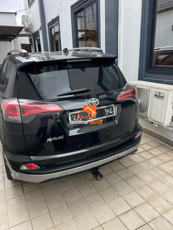 toyota RAV4 2018 a louer
