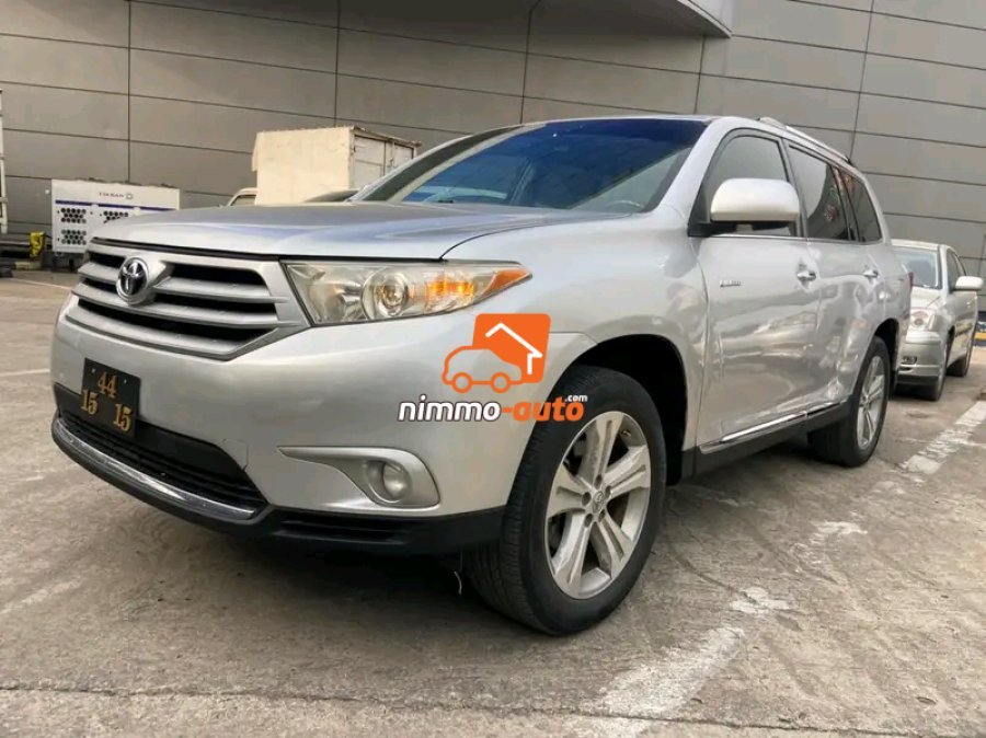 toyota highlander 2013 a louer