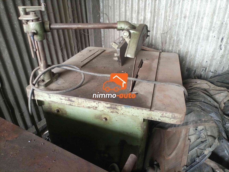 ARRIVAGE!! 2,700,000FCFA POUR 3 MACHINES A SCIE POUR MENUSERIE-OCCASION DE LONDRES