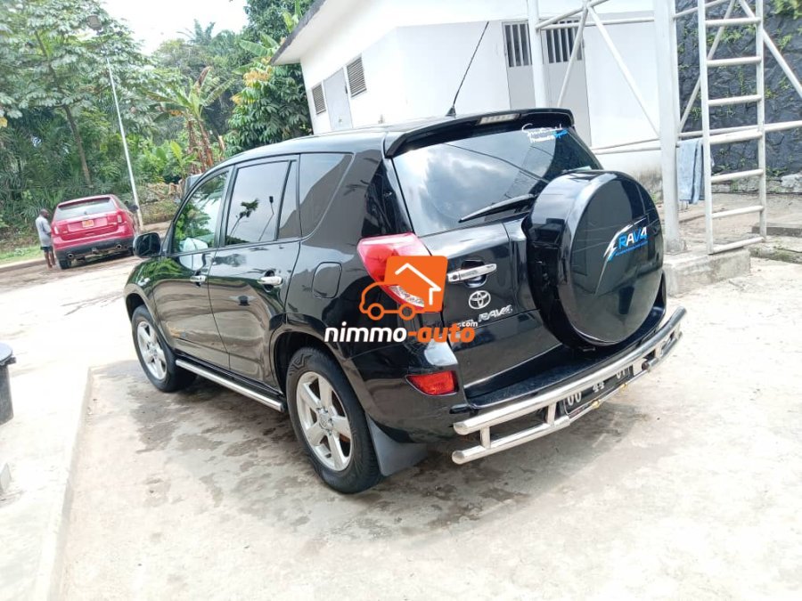 toyota rav4 2015 a louer