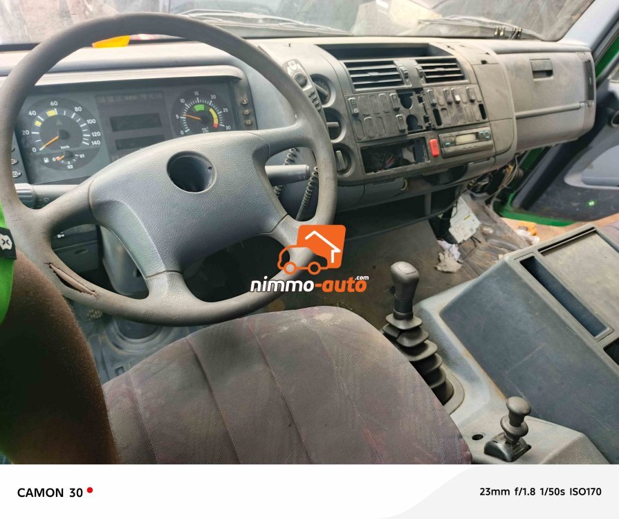 Camion Fourgon ATEGO Mercedes 1223