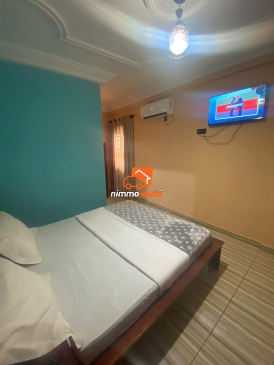 Superbe chambre meublée a louer au quartier Beedi