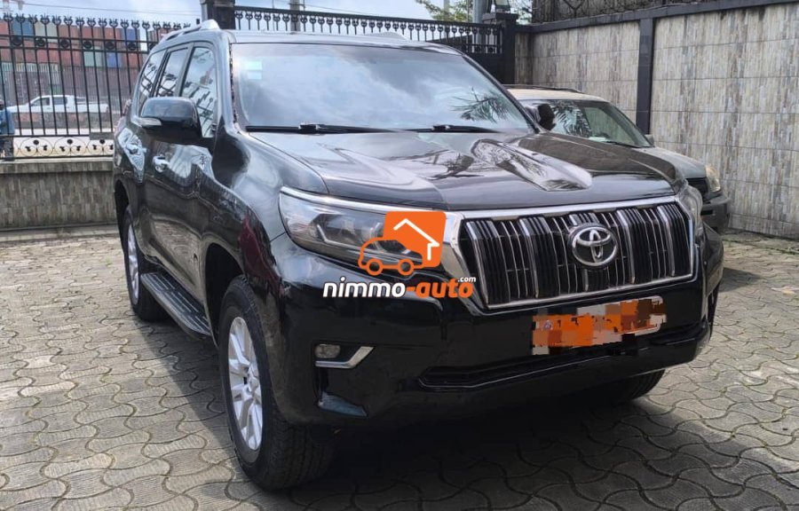 toyota land cruiser 2020 a louer