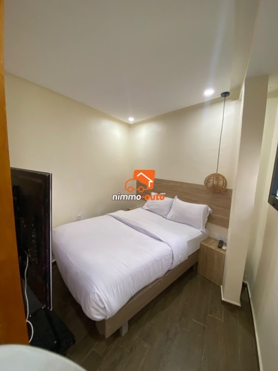 Manifique chambre meublée à louer à Makepe