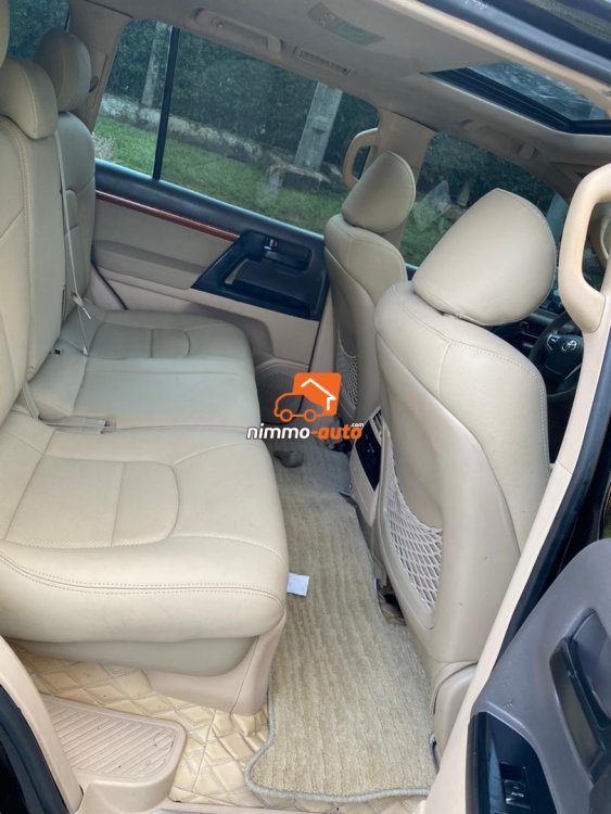 toyota land cruiser 2021  a louer