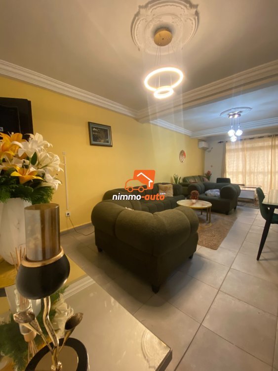 Magnifique appartement meublé a louer à Bonamoussadi