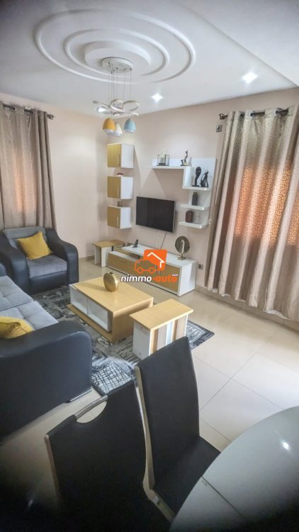 Vaste appartement meublé à louer au quartier Logpom à Douala