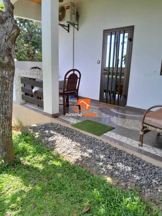 Magnifique chambre meublée à louer à Kribi
