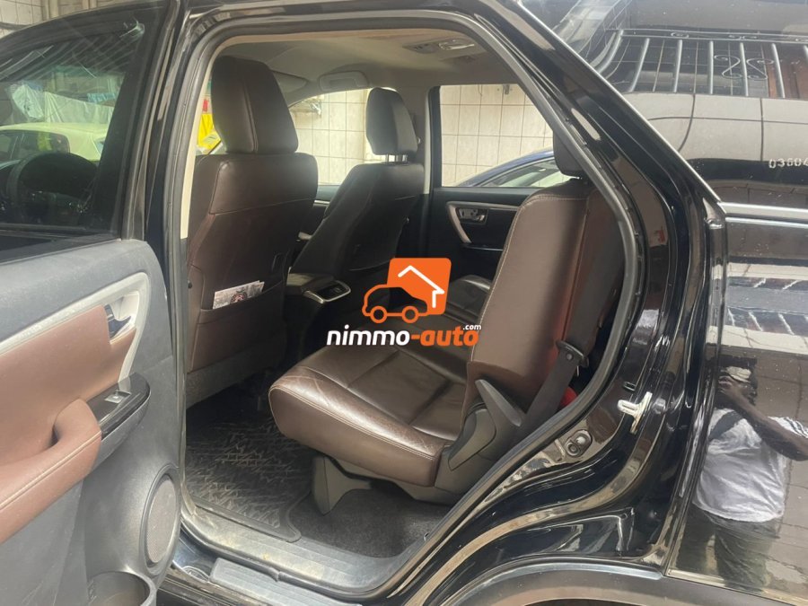 TOYOTA FORTUNER