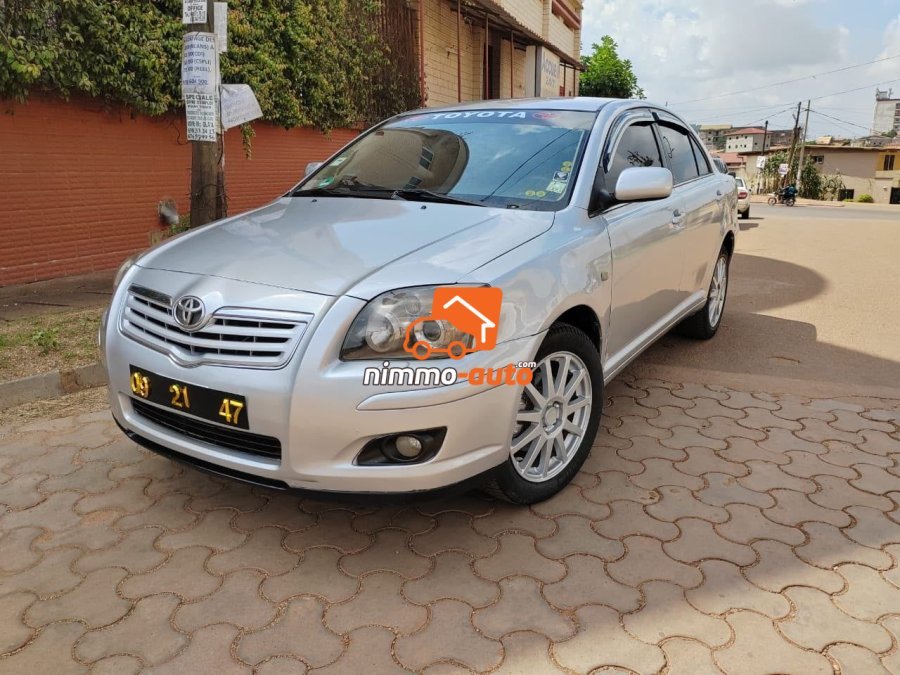 Avensis berline à vendre
