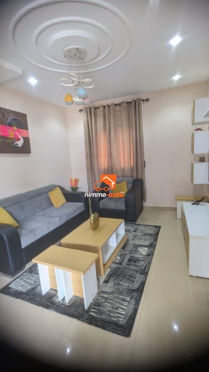 Vaste appartement meublé à louer au quartier Logpom à Douala
