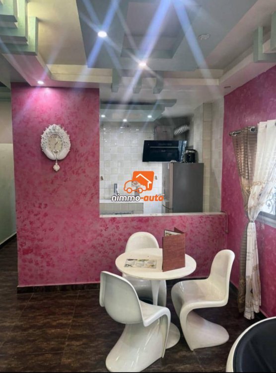 Studio meublé à louer à KM5