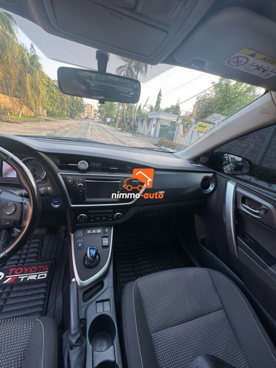 Magnifique Toyota Hybride 2019 à louer pour vos déplacements