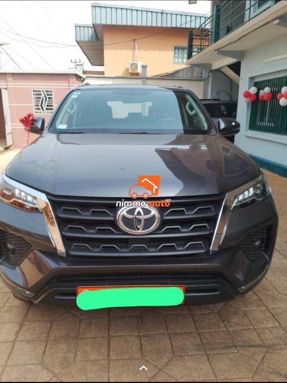 TOYOTA FORTUNER