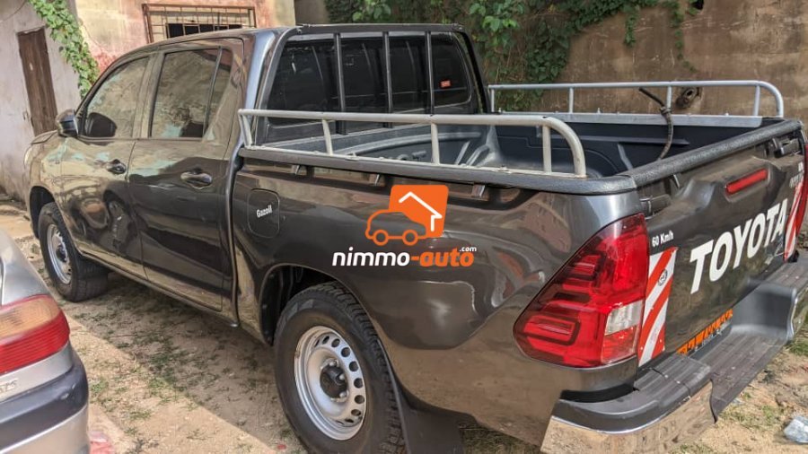 Toyota hilux 2017 à louer pour tous vos déplacements