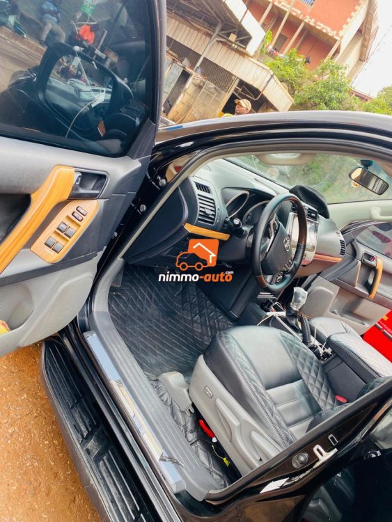 Toyota Prado – Location à Yaoundé et hors ville