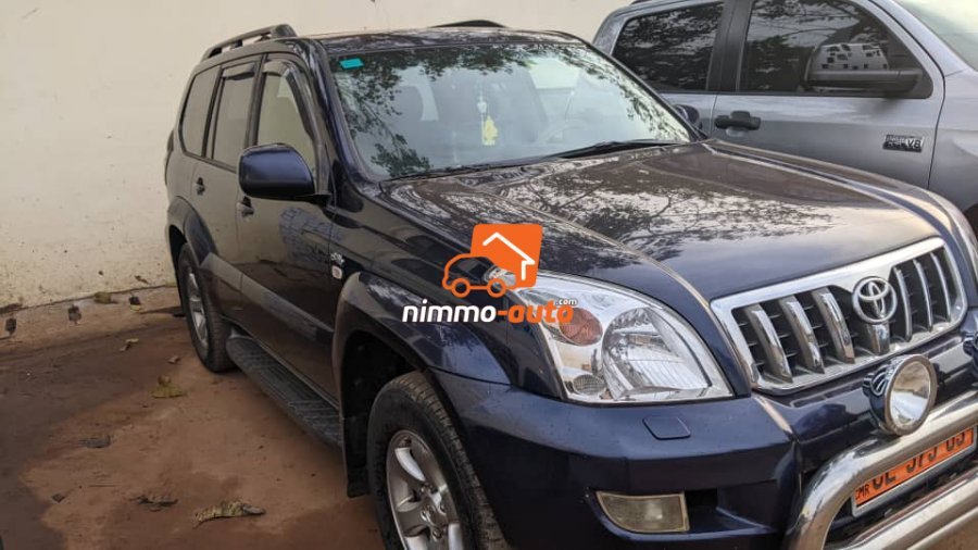 Toyota prado 7 places à louer pour vos déplacements