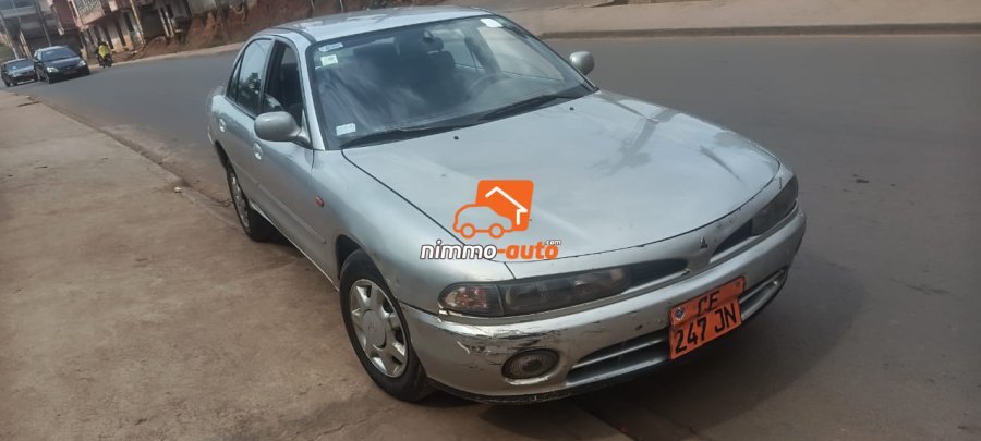 Mitsubishi Galant Climatisée Année 2000 à vendre à Yaoundé