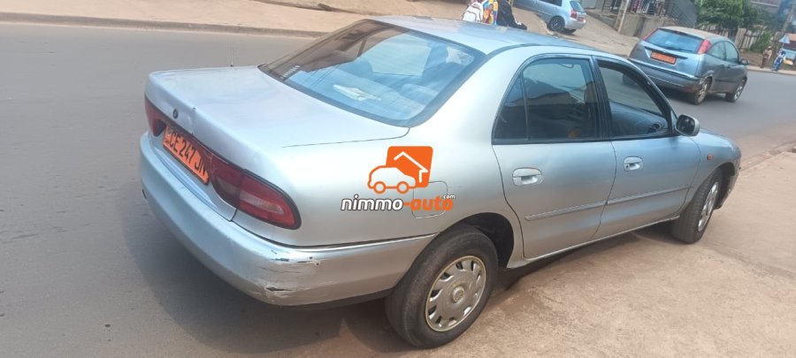 Mitsubishi Galant Climatisée Année 2000 à vendre à Yaoundé