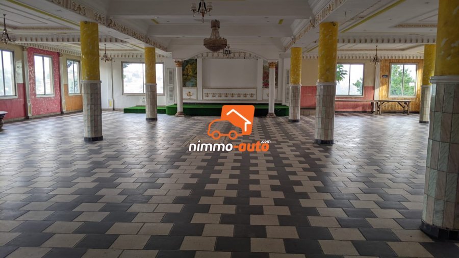 TRES GRANDE SALLE DE FETE A LOUER A NSAM